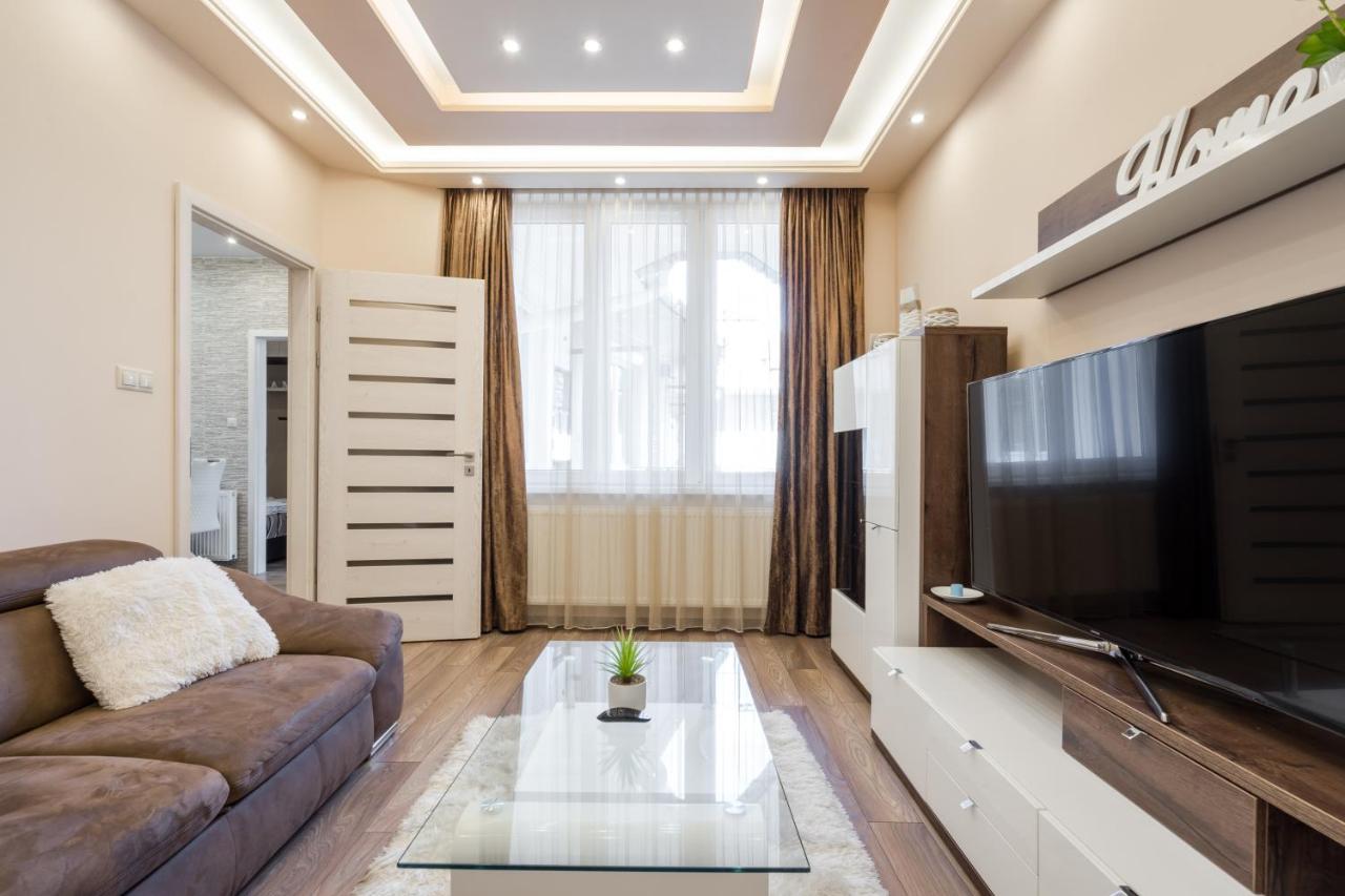 Bpr Pure Nature Designer Suite Budapeste Exterior foto