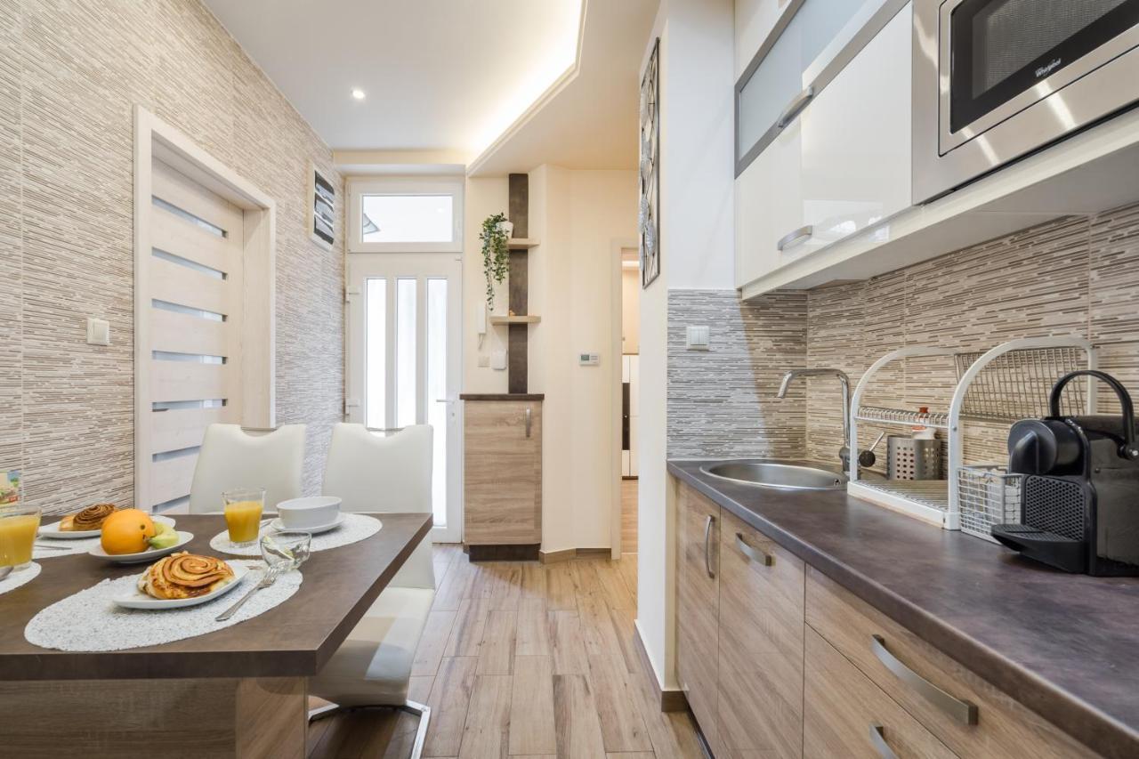 Bpr Pure Nature Designer Suite Budapeste Exterior foto